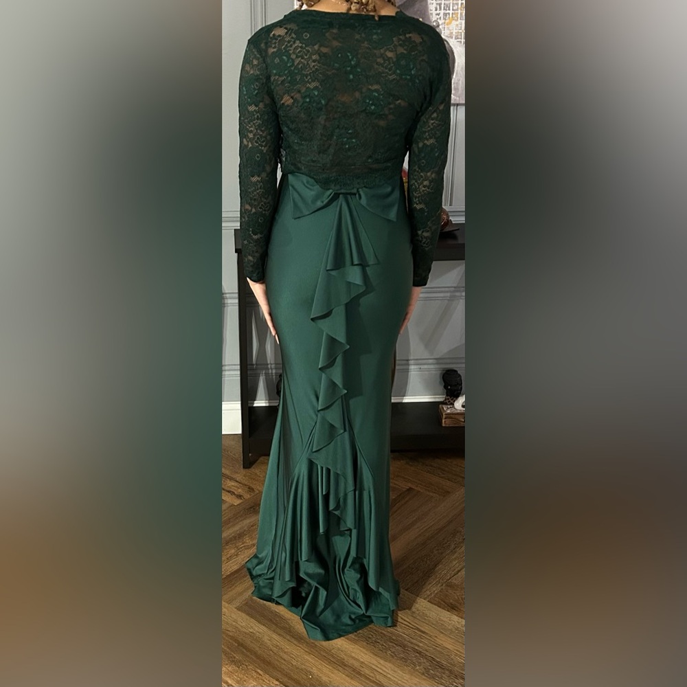Windsor Emerald Green Satin Prom Dress - Picture 4 of 5